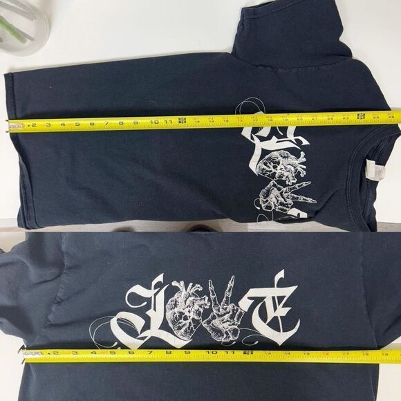 LOVE Unisex T-Shirt | gothic skeleton and heart | medium | black - Picture 5 of 5